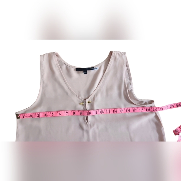Brand New, Size L Elegant Light Pink, Blush Sleeveless Top - Picture 8 of 11